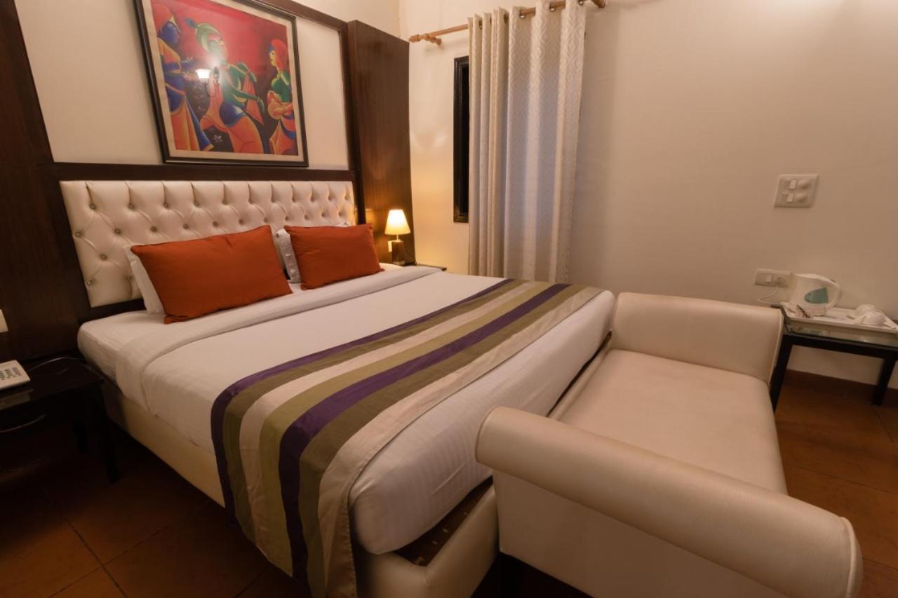 Naturoville Wellness Resort Rishikesh - Surrounded By Nature, Rooted In Wellness Doiwāla Buitenkant foto