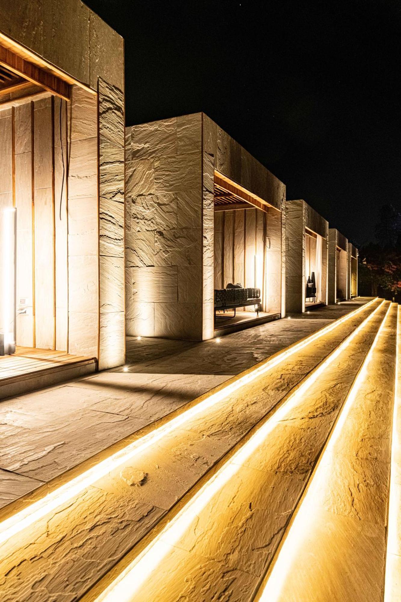 Naturoville Wellness Resort Rishikesh - Surrounded By Nature, Rooted In Wellness Doiwāla Buitenkant foto